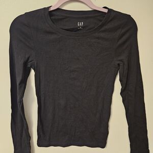 GAP NWT Black Long Sleeve Shirt